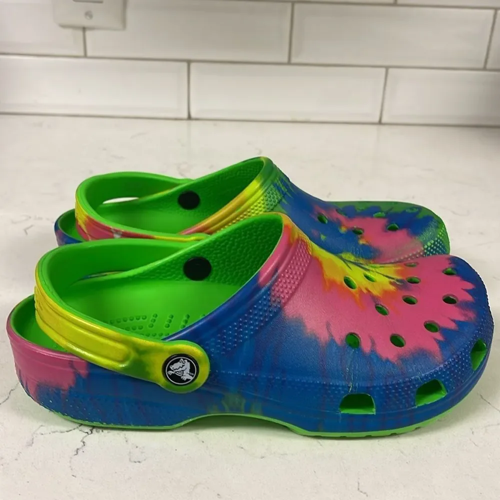 Crocs Big Kids Classic Tie Dye Clog Shoes from Finish Line Size 6 Junior